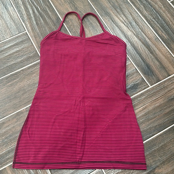 Lululemon - Picture 1 of 5